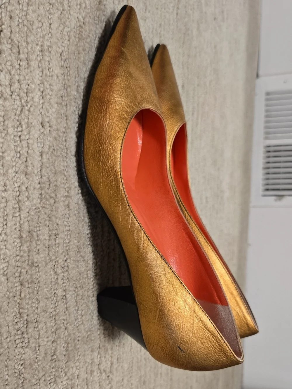 NWOT BOTTEGA by Bottega Veneta Metallic Mid-Heel Pumps-Bronze